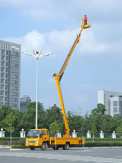 Һ�������C-܇�d�۱�ʽ