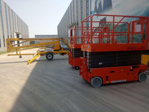 ����������Һ������ƽ�_