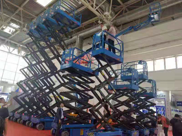 Һ�������Cչ�N��